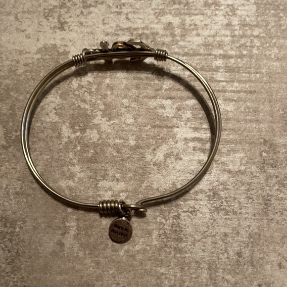 Anchor Heart Bracelet - Picture 3 of 3